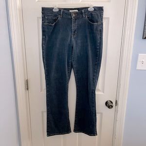 Levi Strauss Classic Boot Jean Size 14